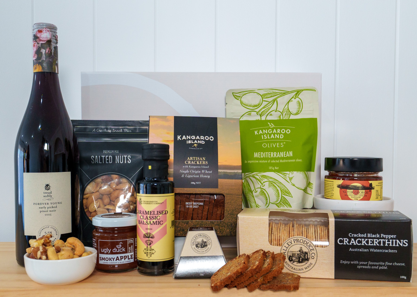 Red Wine Gourmet Hamper