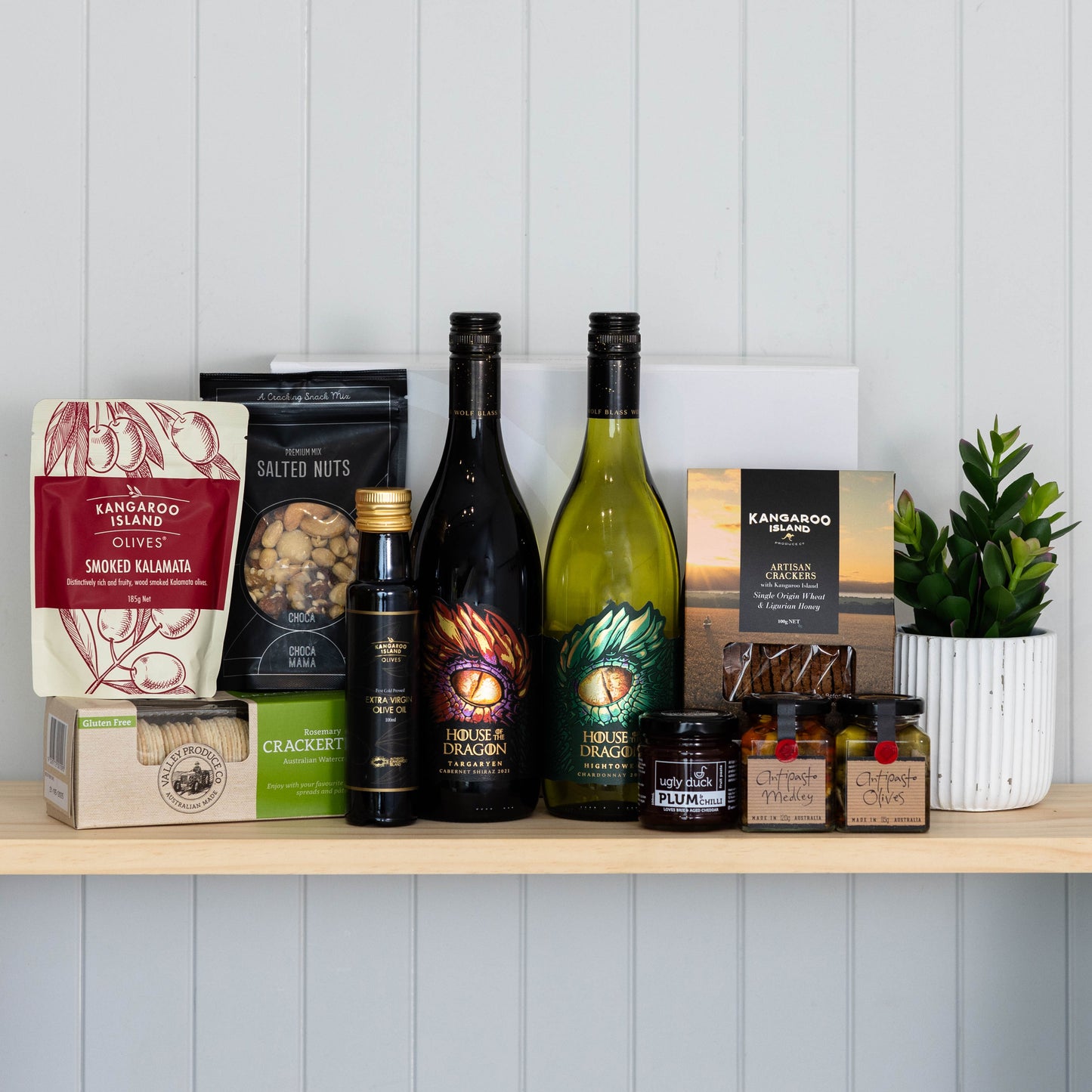 Red and White Wine Celebration Hamper