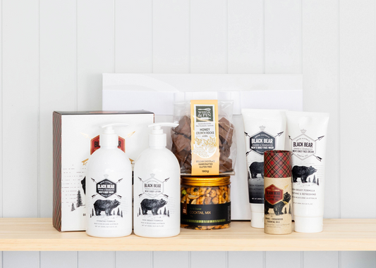 Black Bear Men’s Orange & Cedarwood Grooming Gift Set